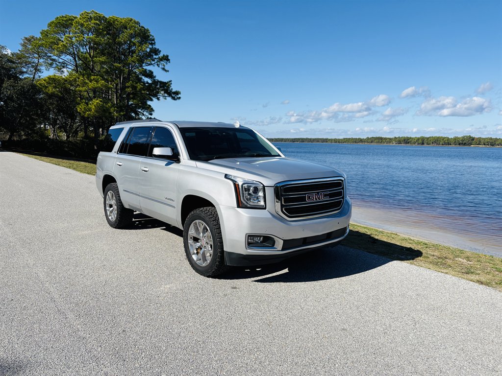 2016 GMC Yukon SLT's photo