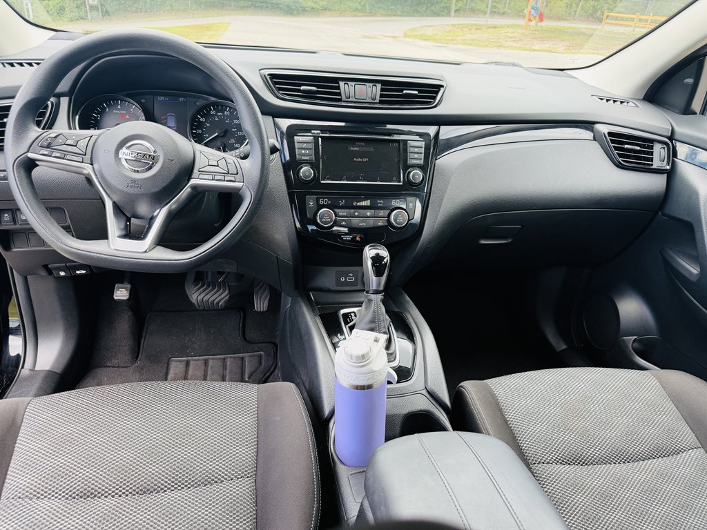 2020 Nissan Rogue Sport SV - Photo 6